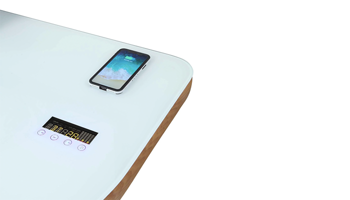 Chicago Charging Desk